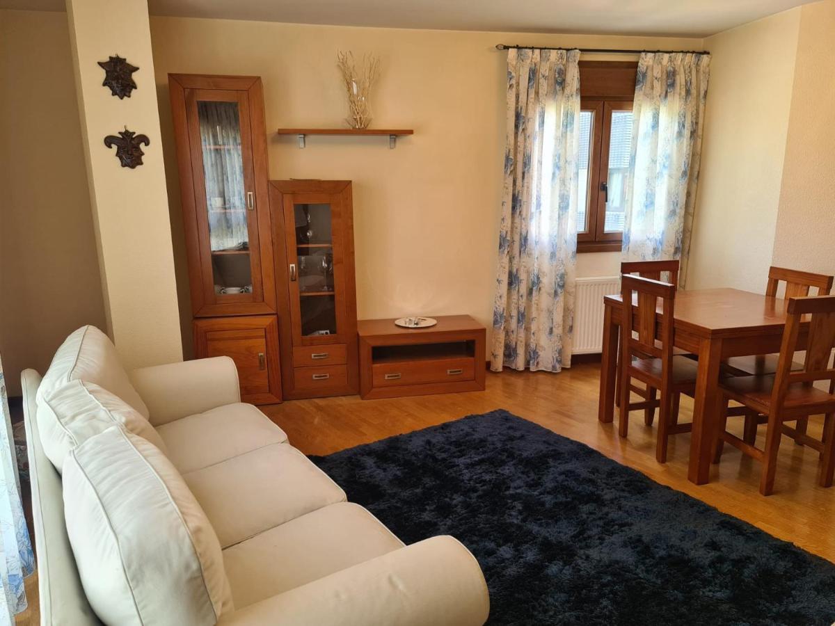Apartamento Ria Villaviciosa บีญาวิซิโอซา ภายนอก รูปภาพ
